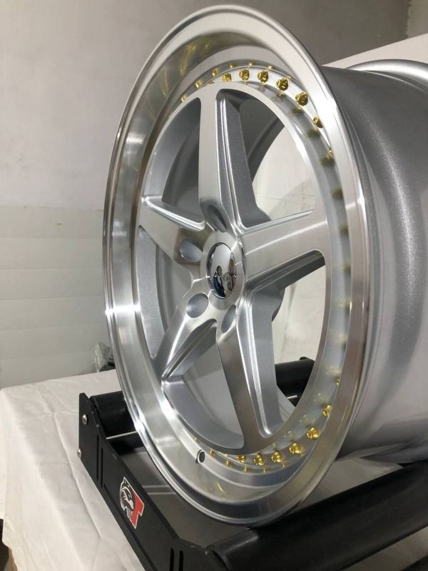 5431 R18 8,5J 5x114,3 ET35	73,1 	silver machined with gold rivet