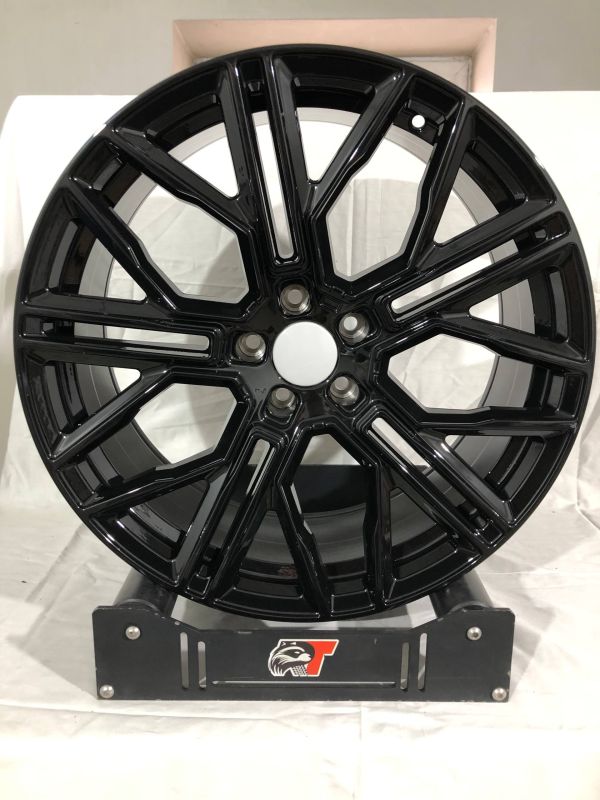 0312 Lumma R20 9,5J 5X112 ET38	66,6 	GLOSS BLACK