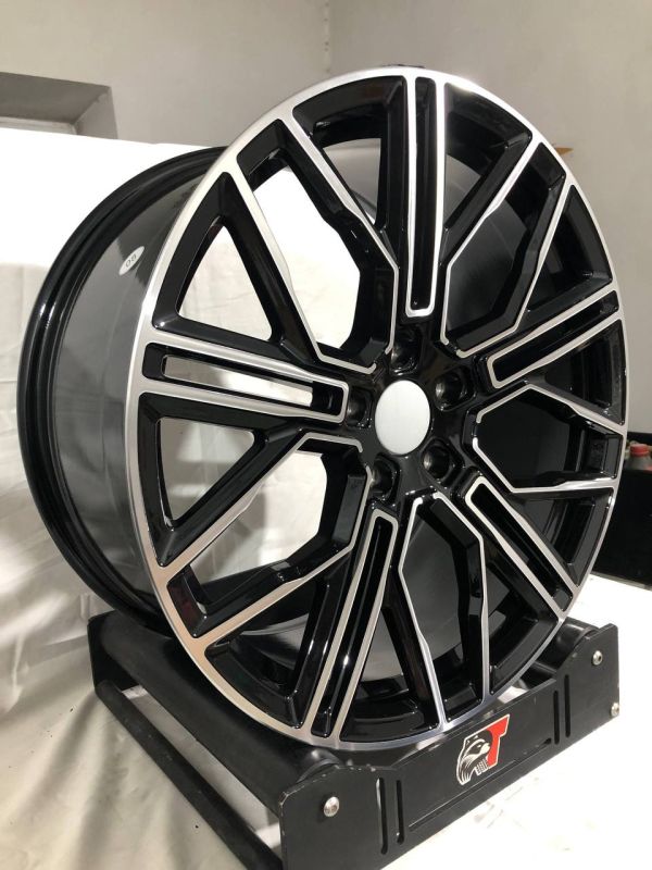 0312 Lumma R20 8,5J 5x120 ET35	72,6 	Black Machined Face
