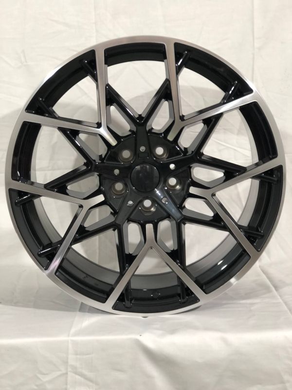 0245 R19 8,5J 5x112 ET25 66,6 BP