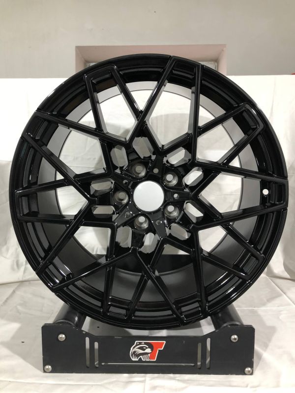 0213 BMW R20 9,5J 5X120 ET38	72,6 	GLOSS BLACK