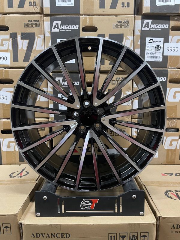 FB337 R22 9J ET32	5X112	66,6	BLACK MACHINED FACE