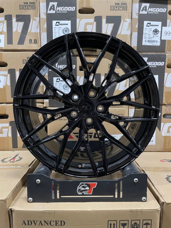 FB020 R21 9,5J ET25	5X112	66,6	Black Glossy