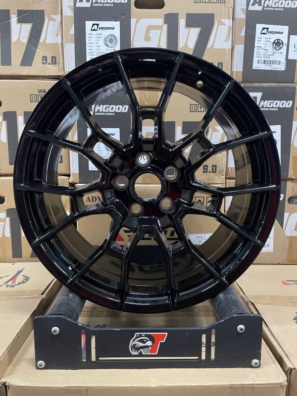 F9786 R19 8,5J ET40	5x114,3	60,1	GLOSS BLACK