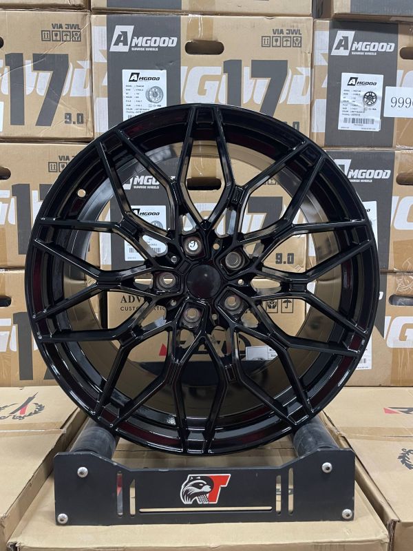 F9755 R19 8,5J ET35	5x120	72,6 GLOSS BLACK