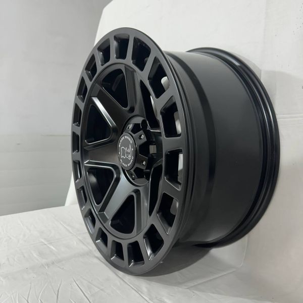 HK6886 R20 9J 6x139,7 ET12	110.1 Satin Black УСИЛЕННЫЕ