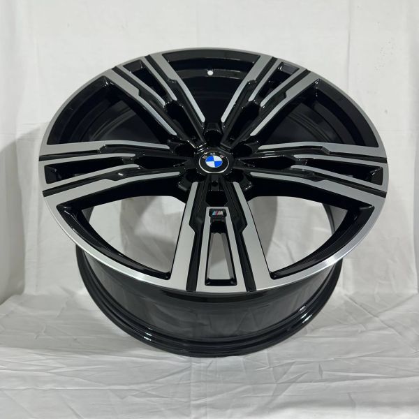 1338 BMW R21 9J	ET24	5x112	66,6	BLACK MACHINED FACE