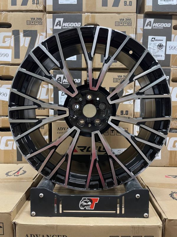 BMW FB736	R22 9,5J ET37 5x112 ЦО 66.6 BLACK MACHINED FACE