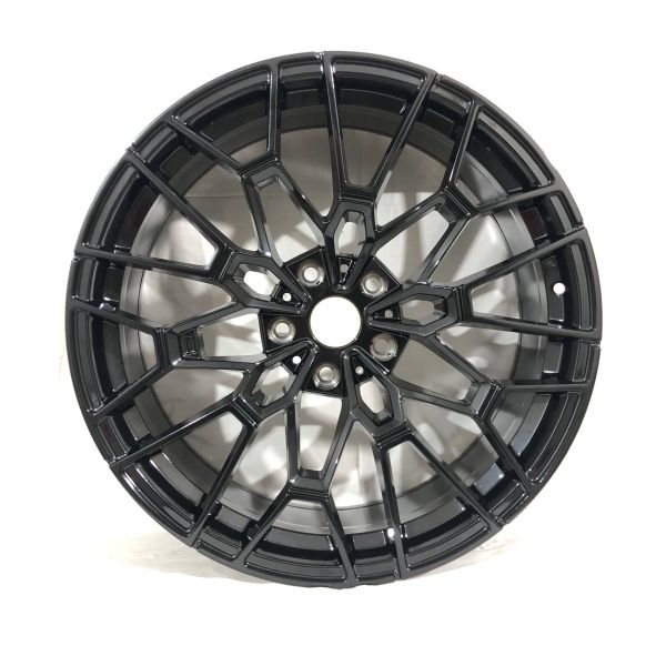 FA806 R20 9,5J ET42	5X120	72.6	BLACK
