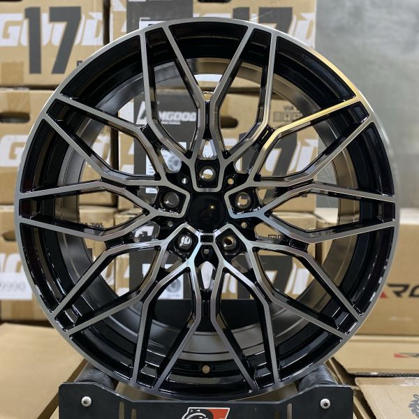 FA755 R20 8,5J ET35	5X120	72.6	Black