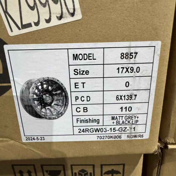 RGW8857 R17 9J 6x139,7	ET0	ЦО110 Matt Grey + Black lip
