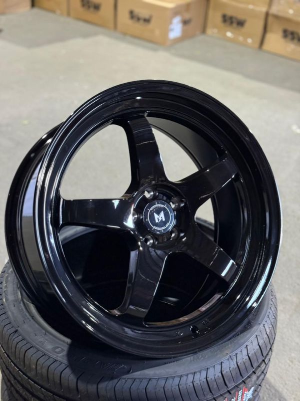 F9791 R19 8,5J ET35	5x100 ЦО 73.1	Gloss Black