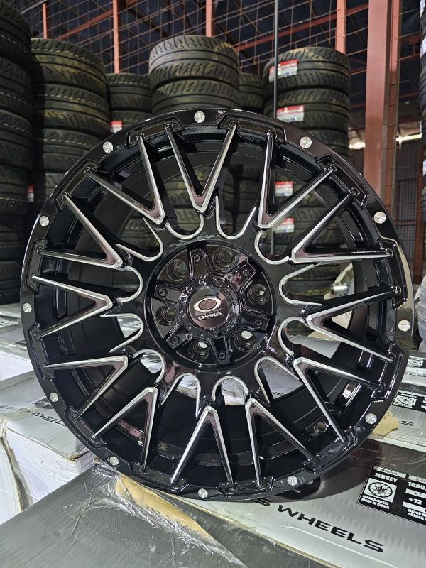 8411 R18 9J ET18 6x139,7 ЦО 106.1 Black +Milling spoke+Milling hole косячный!