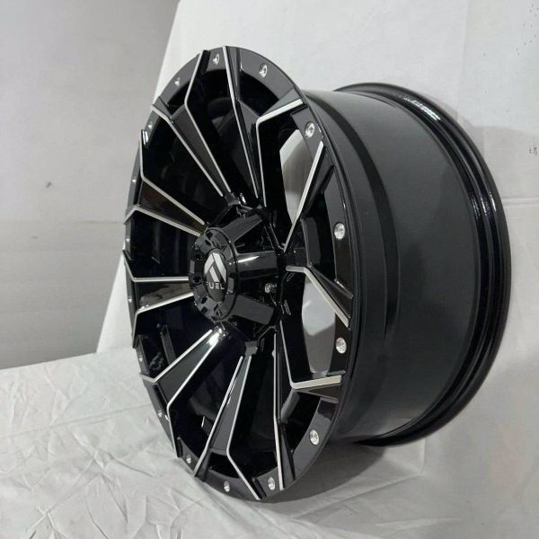 8057 R20 9J 6x114,3 ET10 ЦО 66,1  Black+Milling