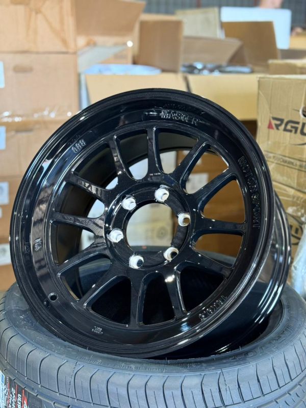 0089 R18 9,5J 6x139,7 ET15 ЦО 110,0 GLOSSY BLACK