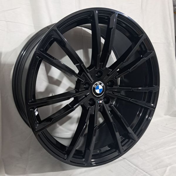7050 BMW M5 R20 8,5J 5x112	ET25 ЦО66,6  Gloss  Black
