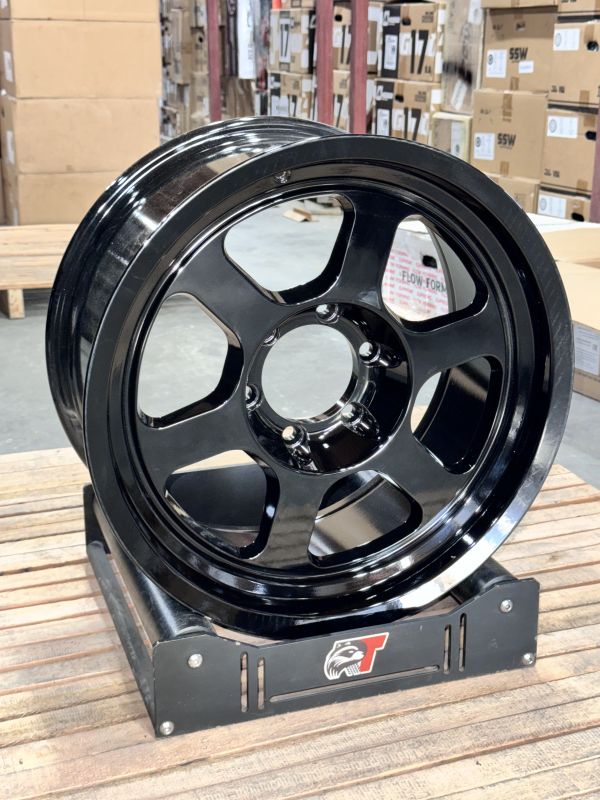 F8782 R18 9J ET0 6x139,7 ЦО 110	BLK