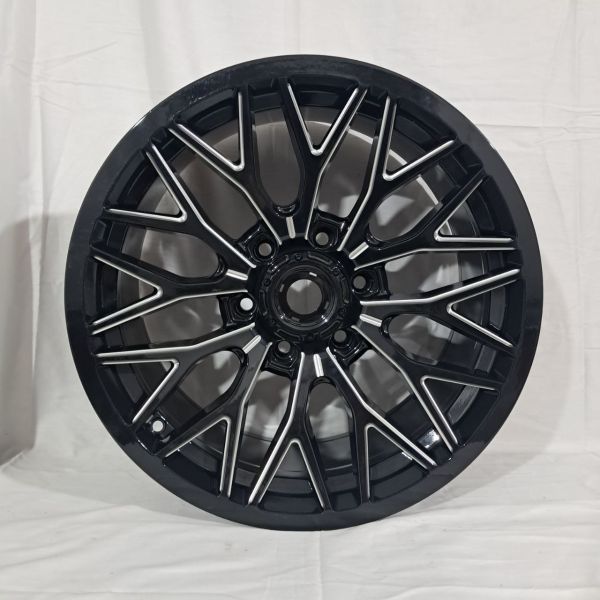 RGW634 R18 9J 6x139,7 ET10	ЦО110 BLACK+MILL