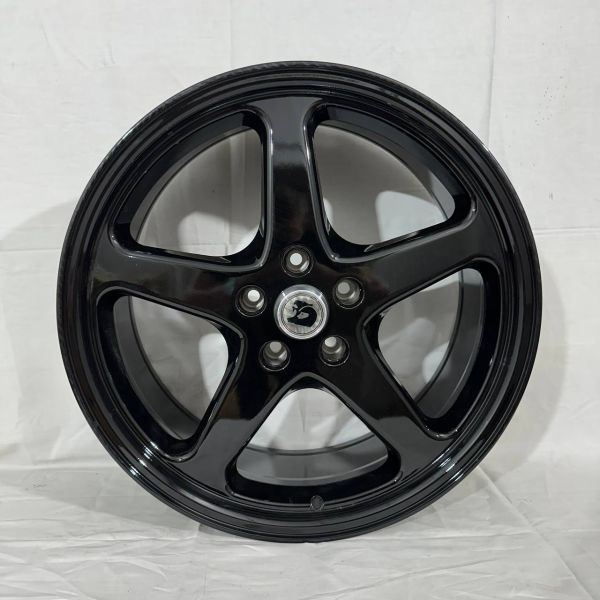 5479 R20 9,5J 5x120 ET45 ЦО 69,6 Gloss Black
