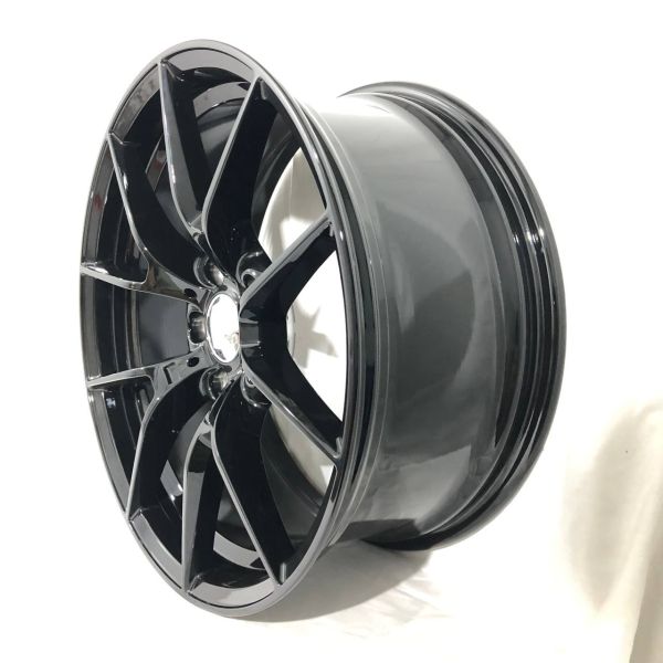 9369R R19 9,5 ET38	5x120	72,6	GLOSS BLACK