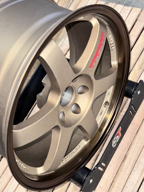 TE37  R18 / 8.5J / 6X114.3 / ET20 / ЦО: 66,1 / 	BRONZE+MILLING  LETTER RED