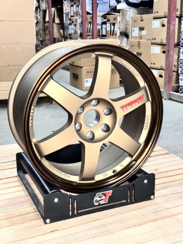 TE37  R18 / 8.5J / 6X114.3 / ET20 / ЦО: 66,1 / 	BRONZE+MILLING  LETTER RED
