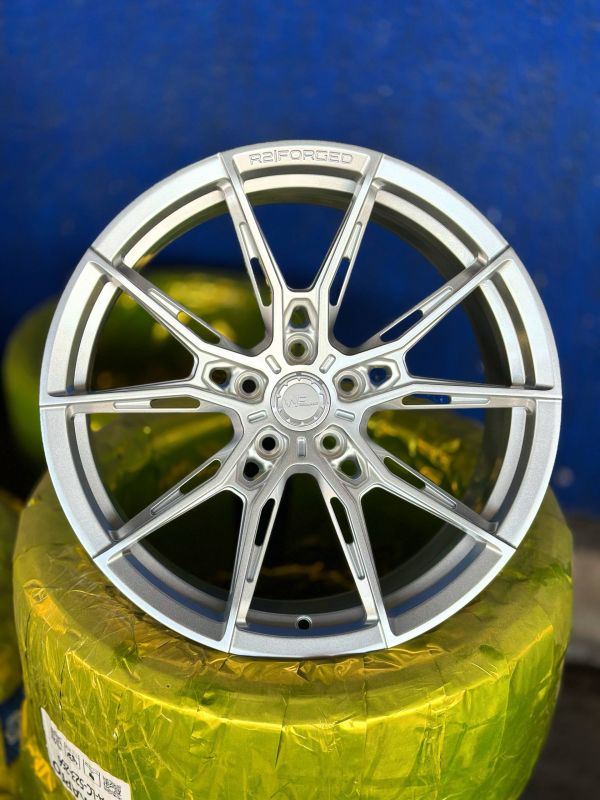 VELIX-X1	Forged	R19 9,5J	5x112	ET34	66,56	silver
