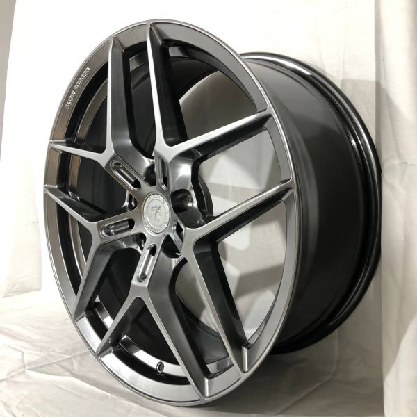 F9833	R19 9,5J	ET35	5X112	66.6	Hyper Black