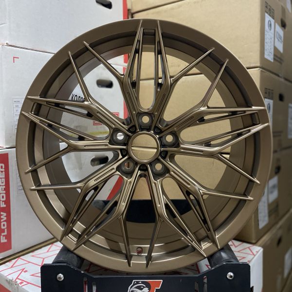ZB064 R19 8,5J 72,56 ET35 5x120 BRONZE